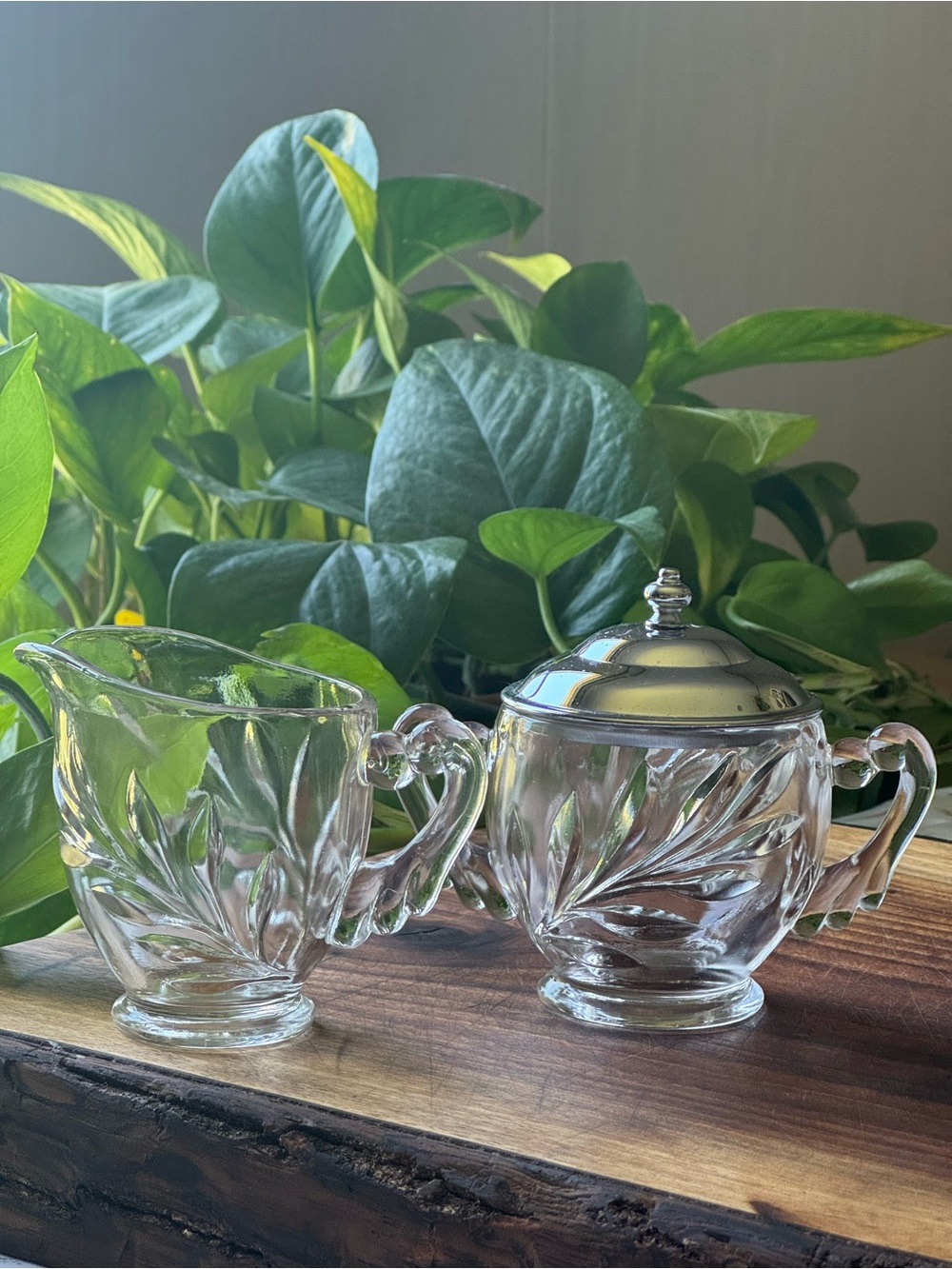 Indiana Glass Willow Pattern Creamer and Sugar Set